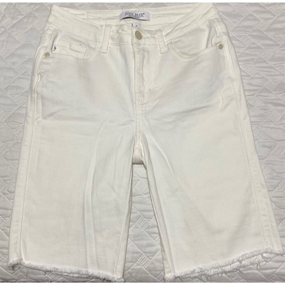 judy blue shorts womens small ivory white shorts Bermuda shorts stretchy jeans s